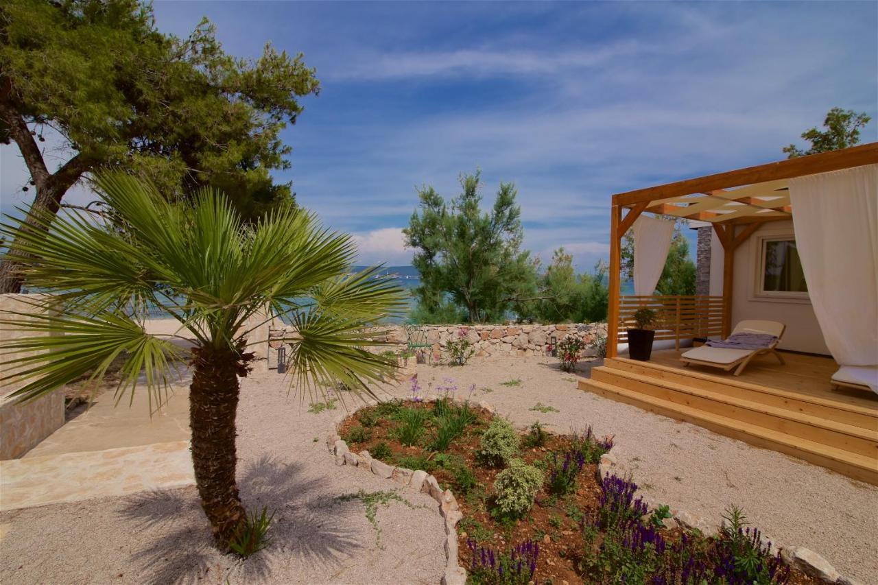 Mobile Homes Pine Tree Dobropoljana 외부 사진